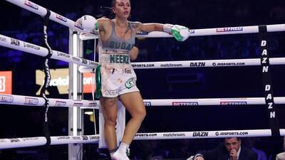 Ring announcer mistakingly names wrong winner of Cherneka Johnson-Nina Hughes bout in wild scene