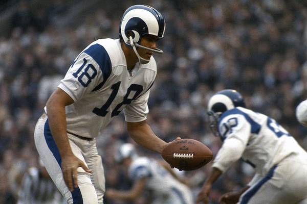 Roman Gabriel, strong-armed QB for NFL’s Rams, Eagles, dead at 83