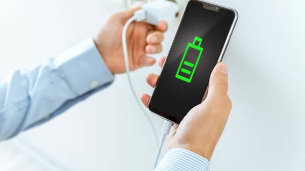 5 hacks to keep your smartphone charged during a power outage