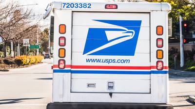 USPS carrier drivers nearly 400 miles to deliver lost letters from WWII on his day off