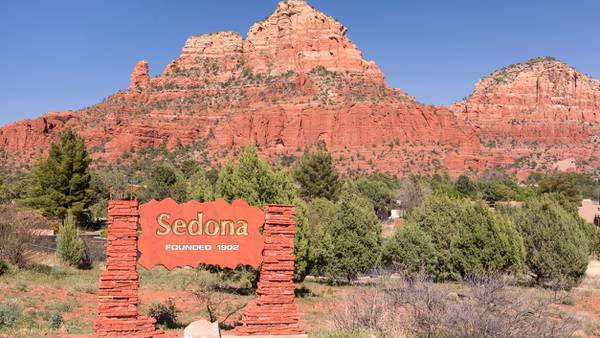 Woman falls to her death while hiking in Sedona