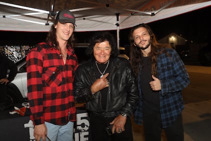 2025 Calta Cruisemas Pub Crawl