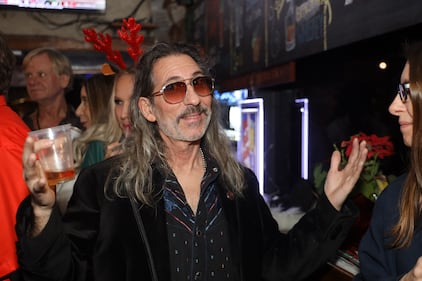 2025 Calta Cruisemas Pub Crawl