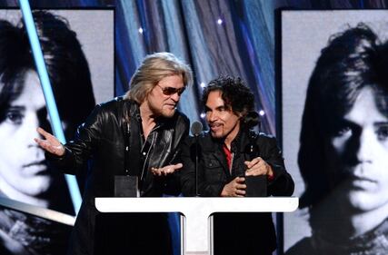 Hall & Oates