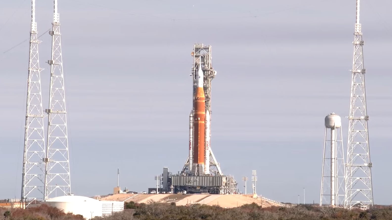 Artemis rocket
