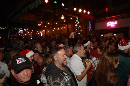 2025 Calta Cruisemas Pub Crawl