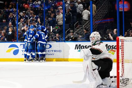 Arizona Coyotes Tampa Bay Lightning