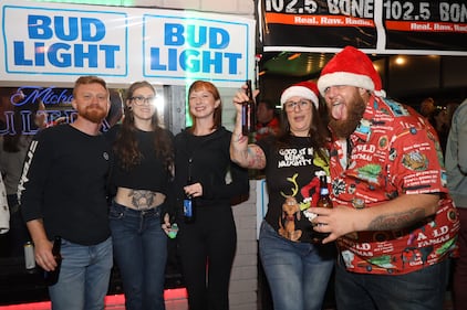 2025 Calta Cruisemas Pub Crawl