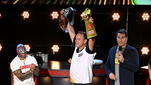 Chestnut vs. Kobayashi: "Unfinished Beef"