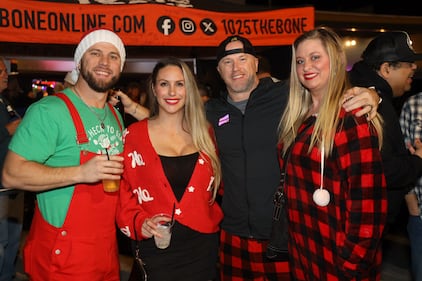 2025 Calta Cruisemas Pub Crawl