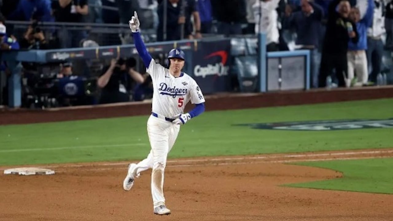 Freddie Freeman ended the 18-inning marathon with a home run.