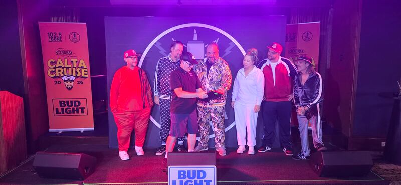 WHPT 102.5 The Bone The Mike Calta Show Calta Cruise 19 Meet and Greet