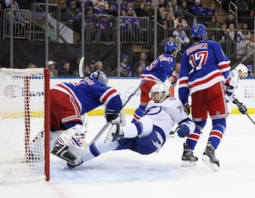 WHPT 102.5 The Bone NHL Tampa Bay Lightning New York Rangers